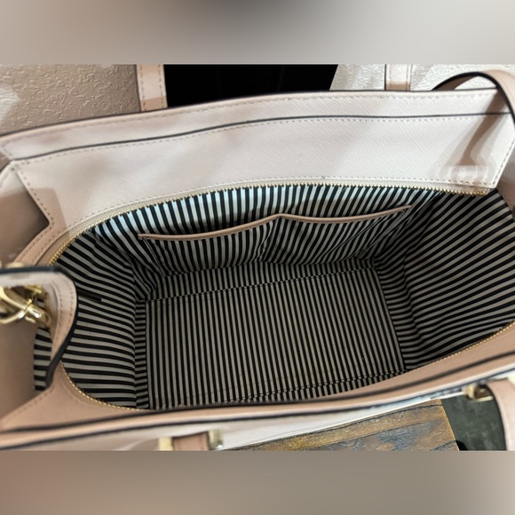 Kate Spade Large Light Pink Purse - Picture 7 of 8